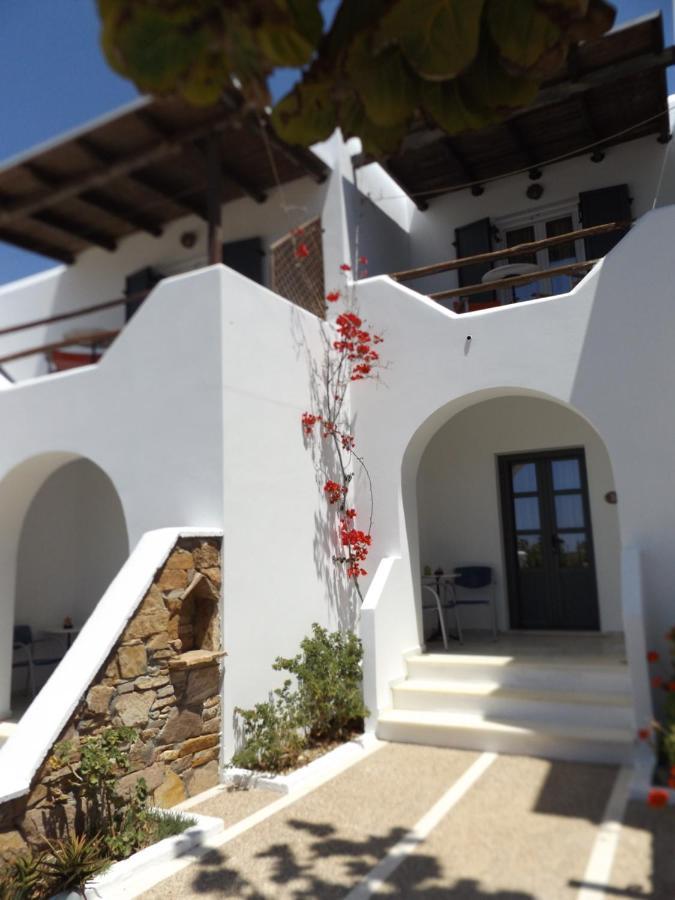 Venus Rooms Manganari Exterior photo